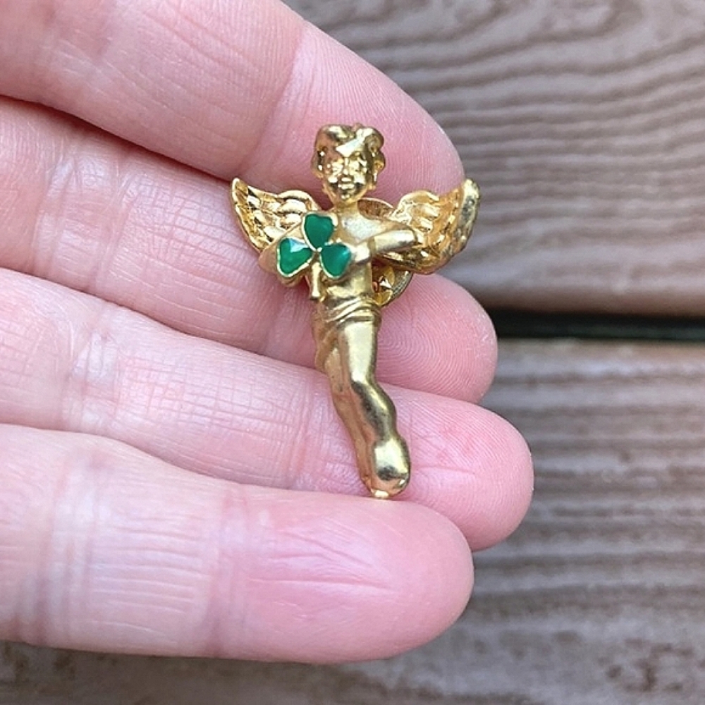 AVON Vintage Irish Shamrock & Angel Brooch Earrings Set